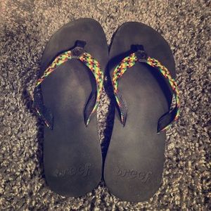 Reef Jamaican Color flip-flops. Size 8